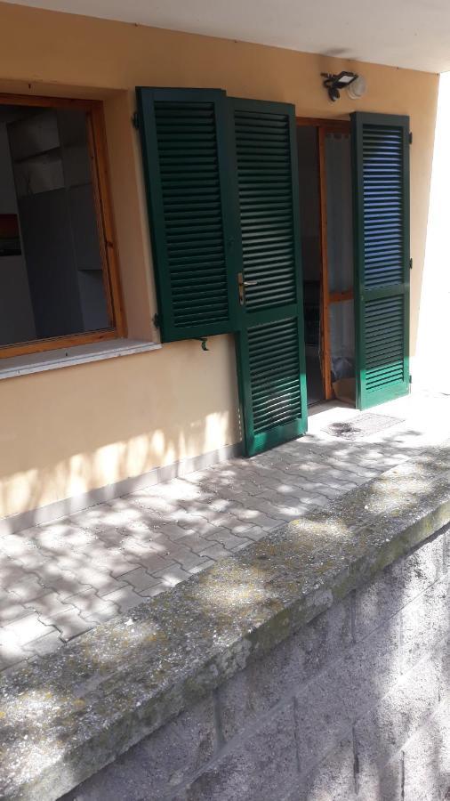 Apartament Monolocale Linda Cecina  Zewnętrze zdjęcie