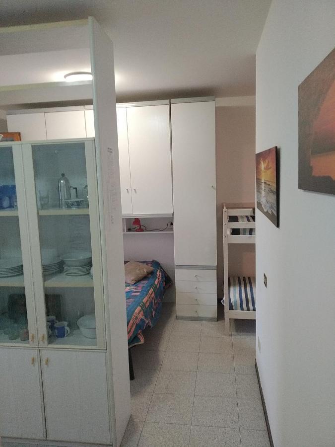 Apartament Monolocale Linda Cecina  Zewnętrze zdjęcie